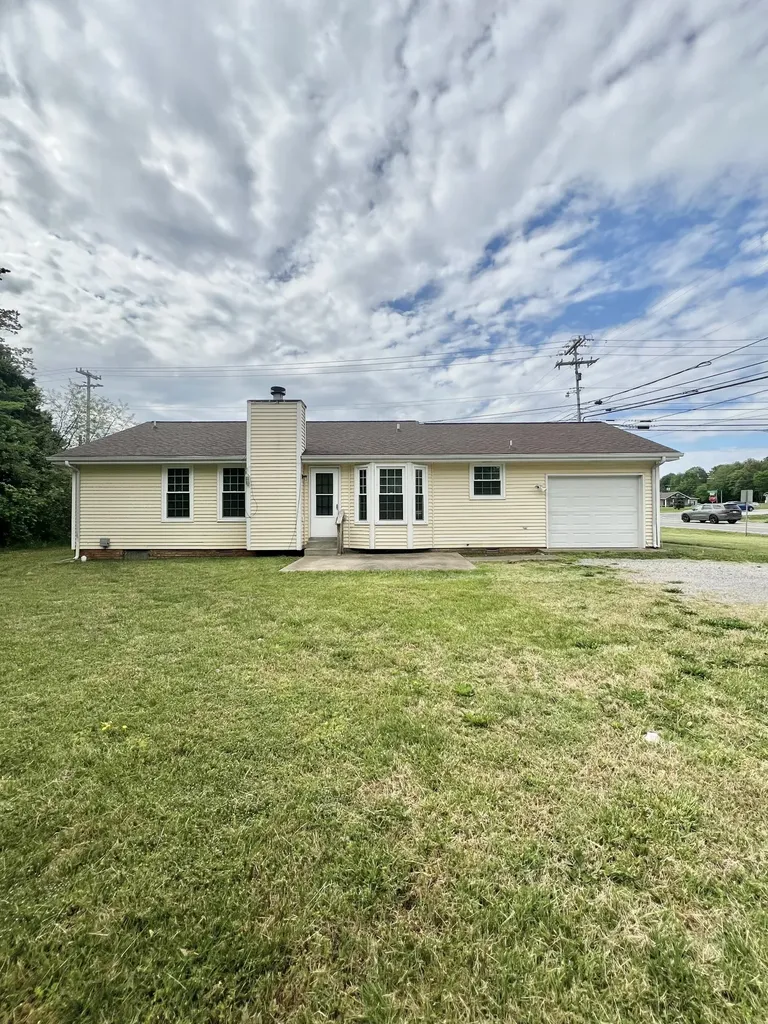 2303 Stokes Road Clarksville TN 37043