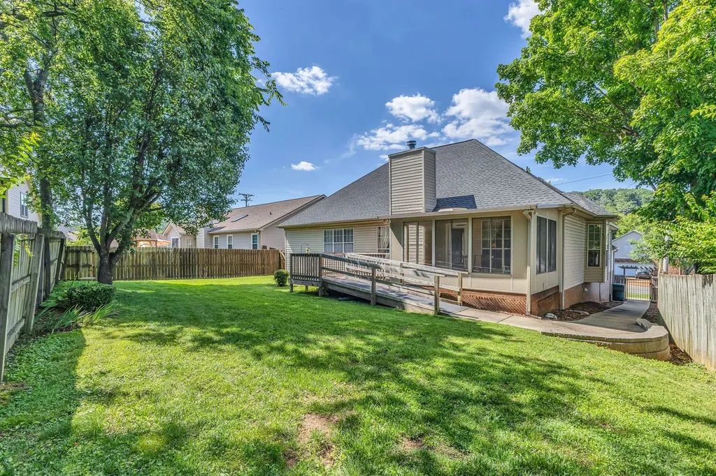 6053 Bradford Hills Drive Nashville TN 37211
