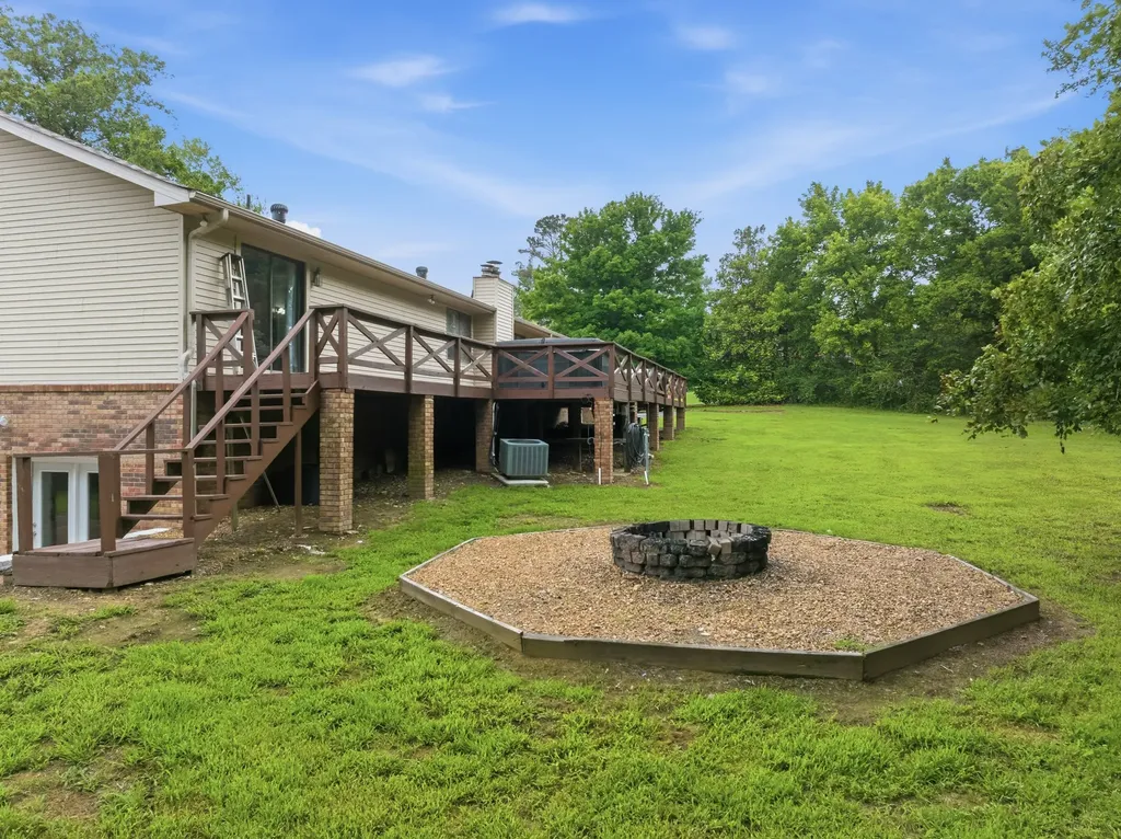 245 Rains Creek Lane Parsons TN 38363