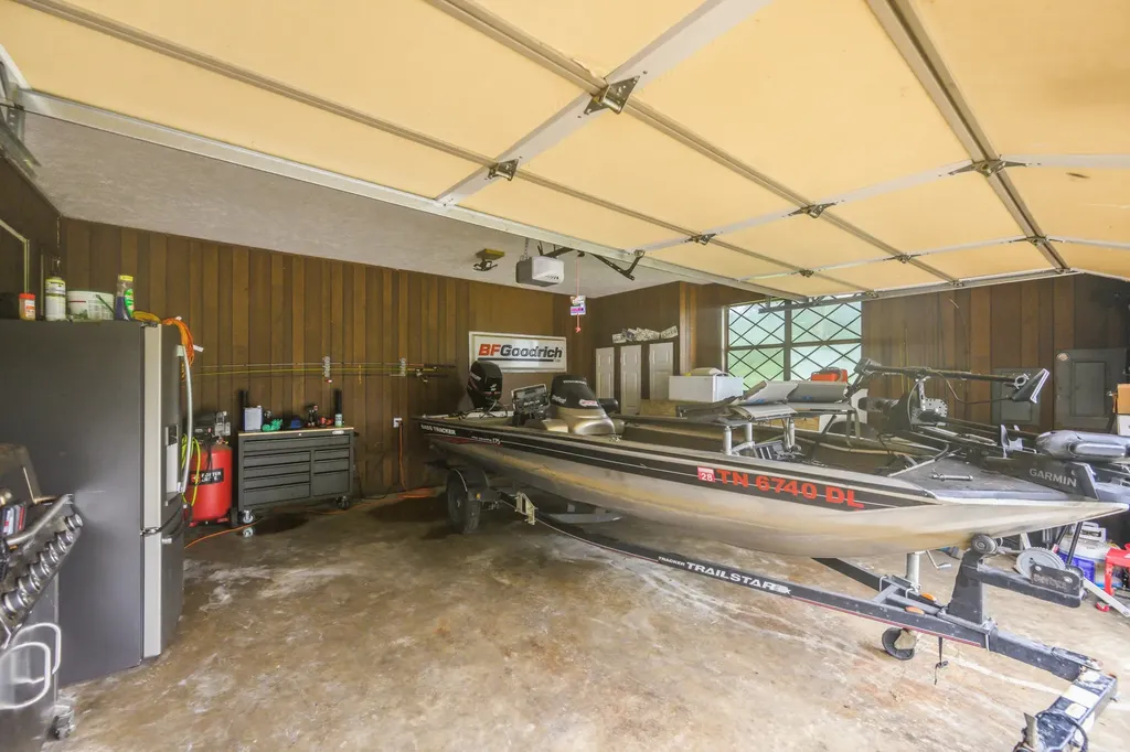 245 Rains Creek Lane Parsons TN 38363