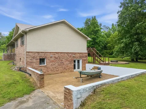 245 Rains Creek Lane Parsons TN 38363
