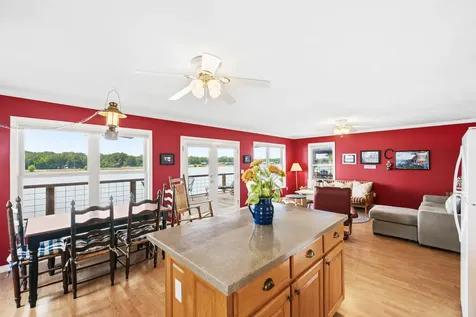 1728 Yarbro Landing Lane Decaturville TN 38329