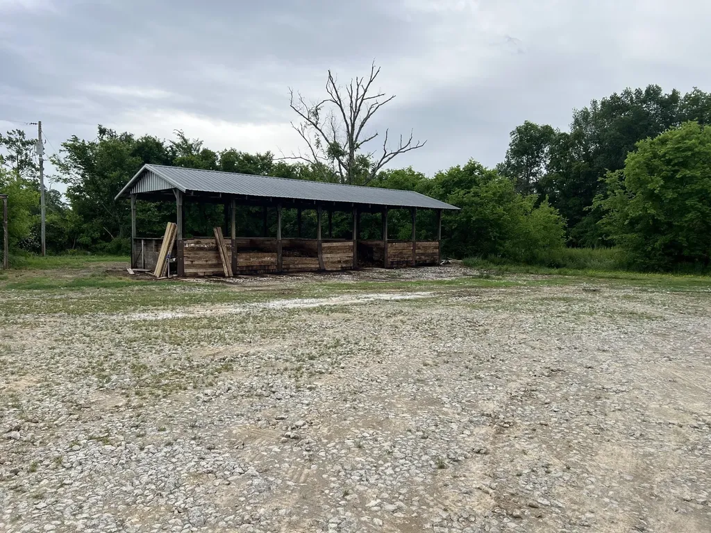 350 Helton Road Lewisburg TN 37091