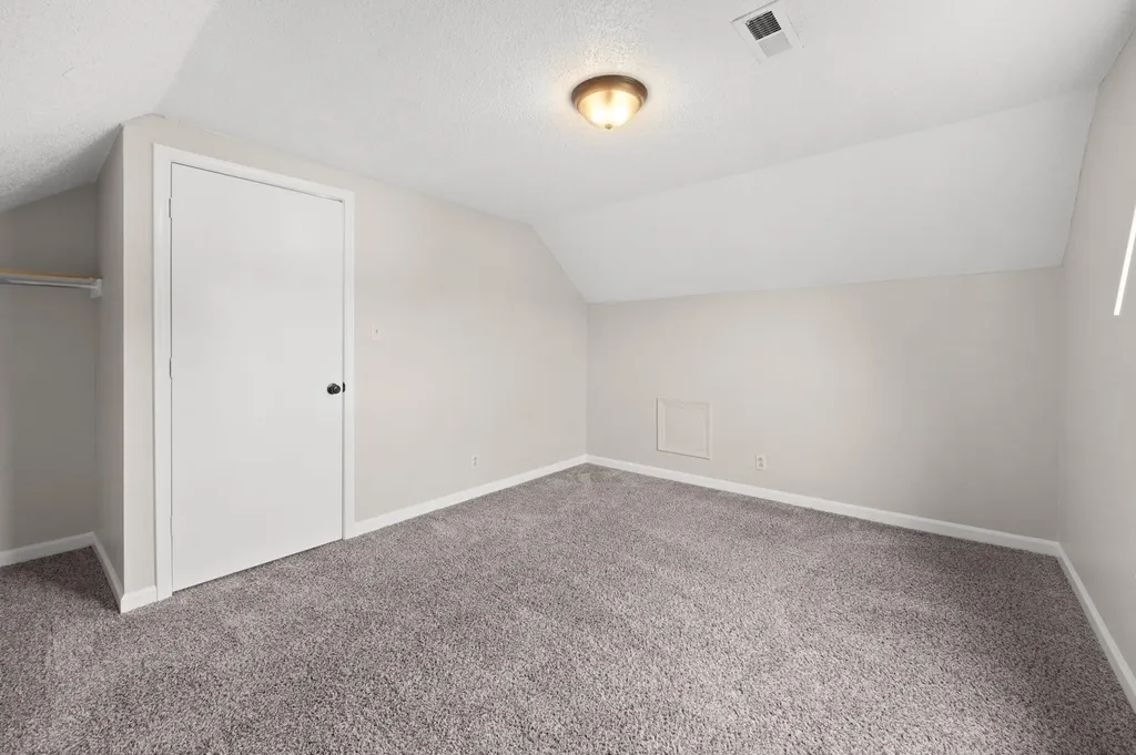 907 Desota Lane Oak Grove KY 42262