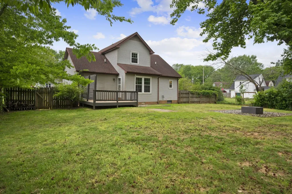 907 Desota Lane Oak Grove KY 42262