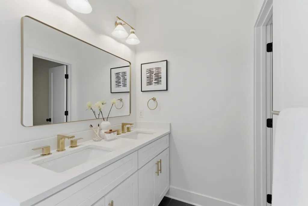 5618B Obrien Avenue Nashville TN 37209