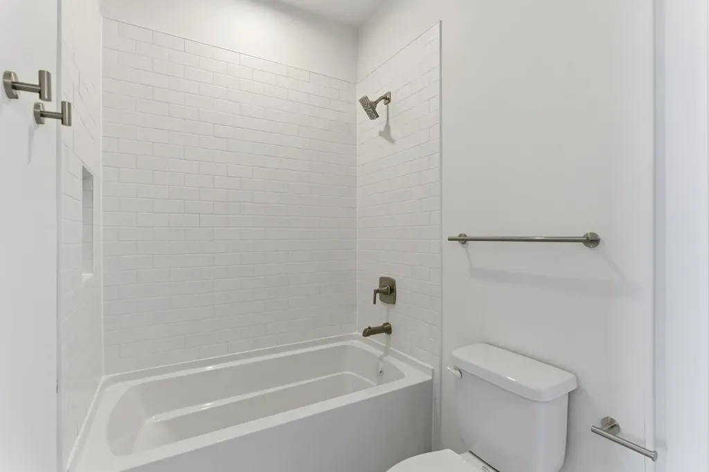 5618B Obrien Avenue Nashville TN 37209