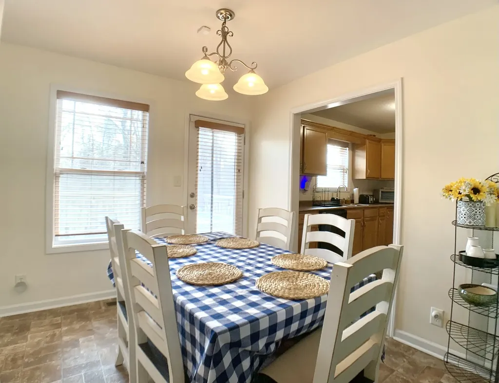 1016 Sunset Drive Clarksville TN 37040