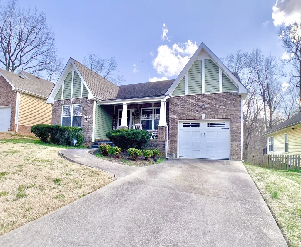 1016 Sunset Drive Clarksville TN 37040