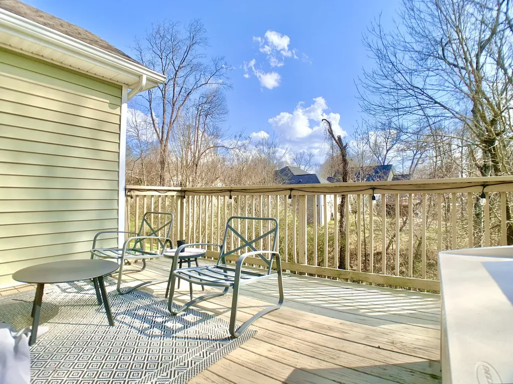1016 Sunset Drive Clarksville TN 37040