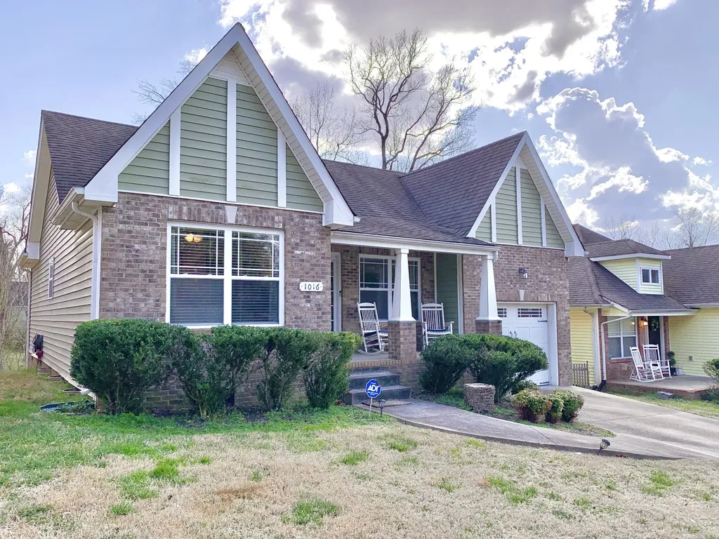 1016 Sunset Drive Clarksville TN 37040