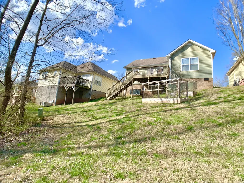 1016 Sunset Drive Clarksville TN 37040