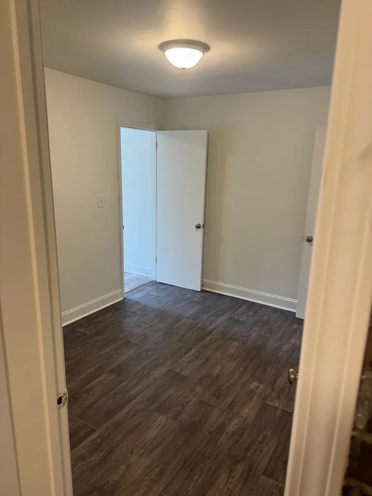 210 E Main Street Waverly TN 37185