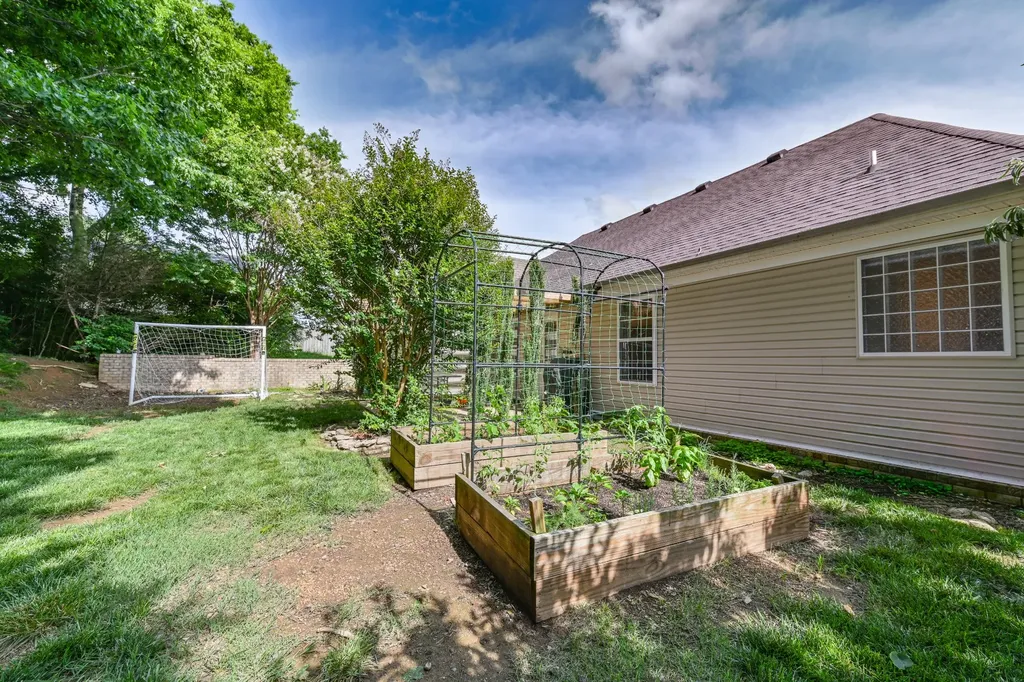 2224 Dewey Drive Spring Hill TN 37174