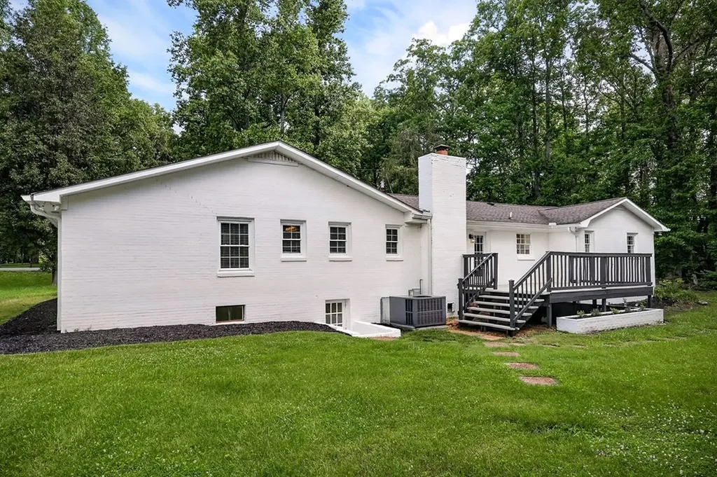 1281 Winterhill Drive Cookeville TN 38501