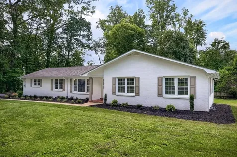 1281 Winterhill Drive Cookeville TN 38501