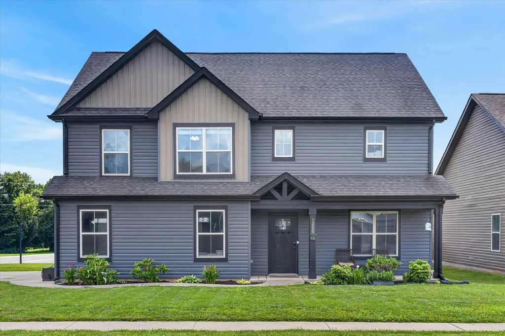 1200 Eagles Nest Lane Clarksville TN 37040