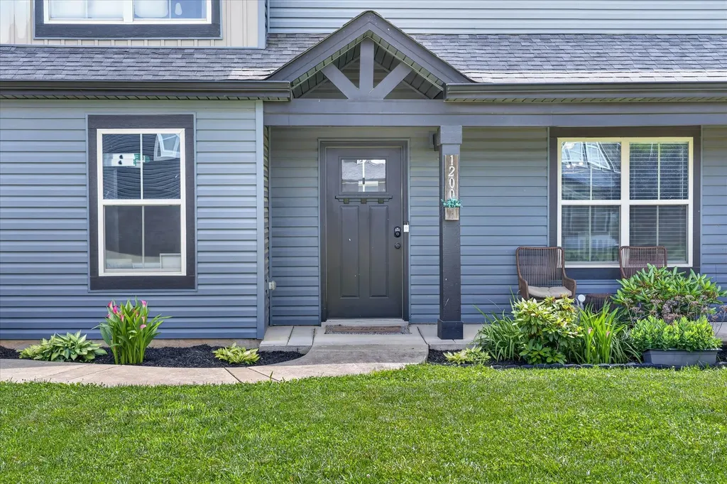 1200 Eagles Nest Lane Clarksville TN 37040