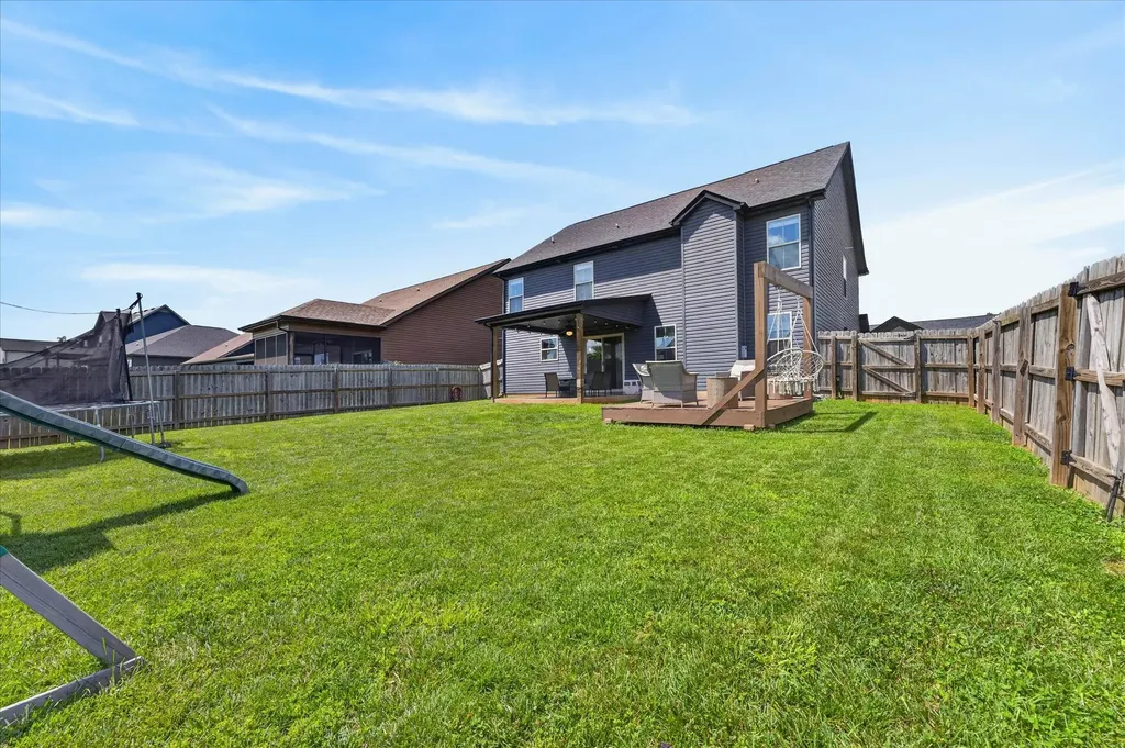 1200 Eagles Nest Lane Clarksville TN 37040