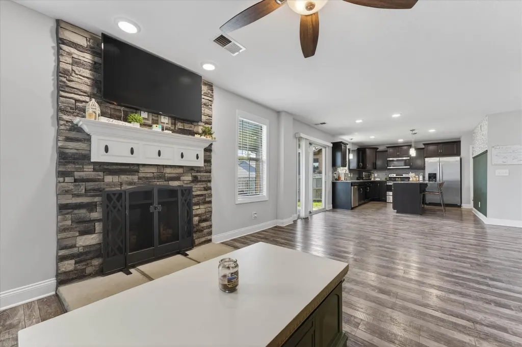 1200 Eagles Nest Lane Clarksville TN 37040