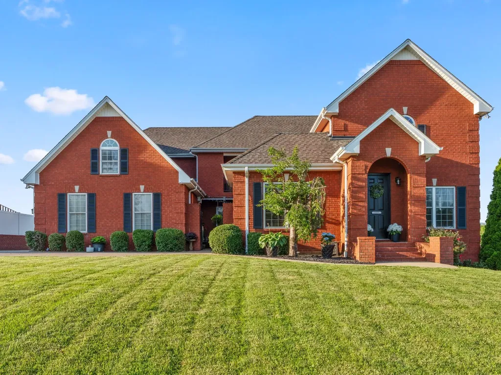 117 Pin Oak Drive Woodbury TN 37190