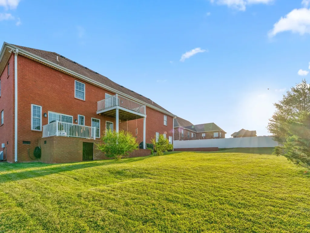 117 Pin Oak Drive Woodbury TN 37190