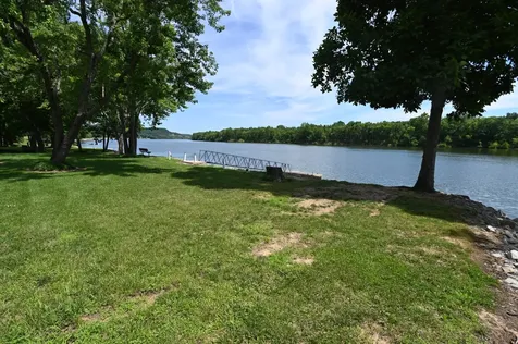1067 Wc Pickett Clifton TN 38425