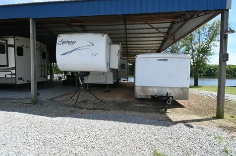 1067 Wc Pickett Clifton TN 38425