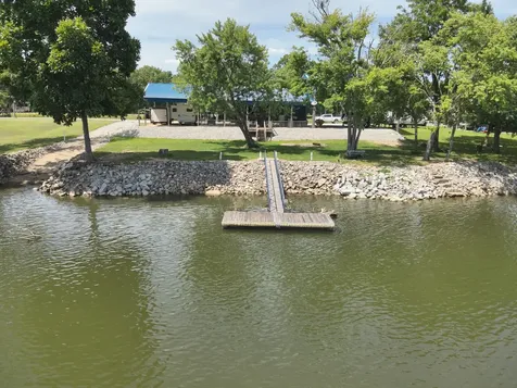 1067 Wc Pickett Clifton TN 38425