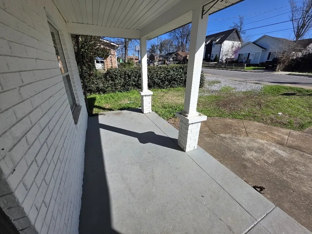 1615 23rd Ave, N Nashville TN 37208