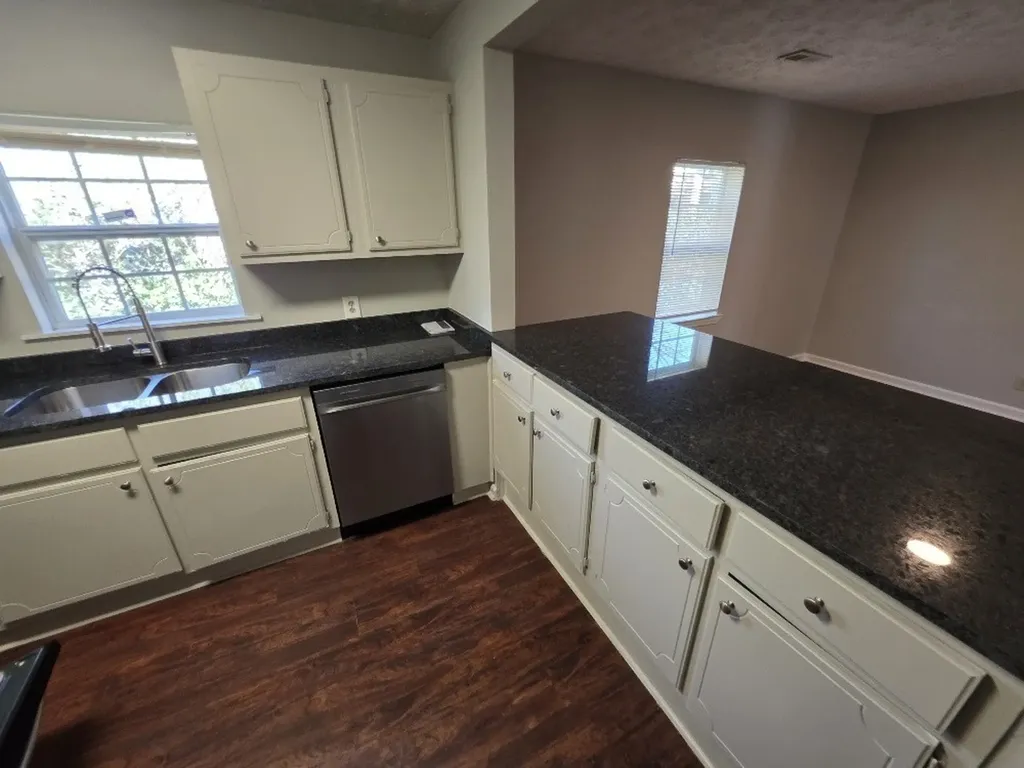 1615 23rd Ave, N Nashville TN 37208