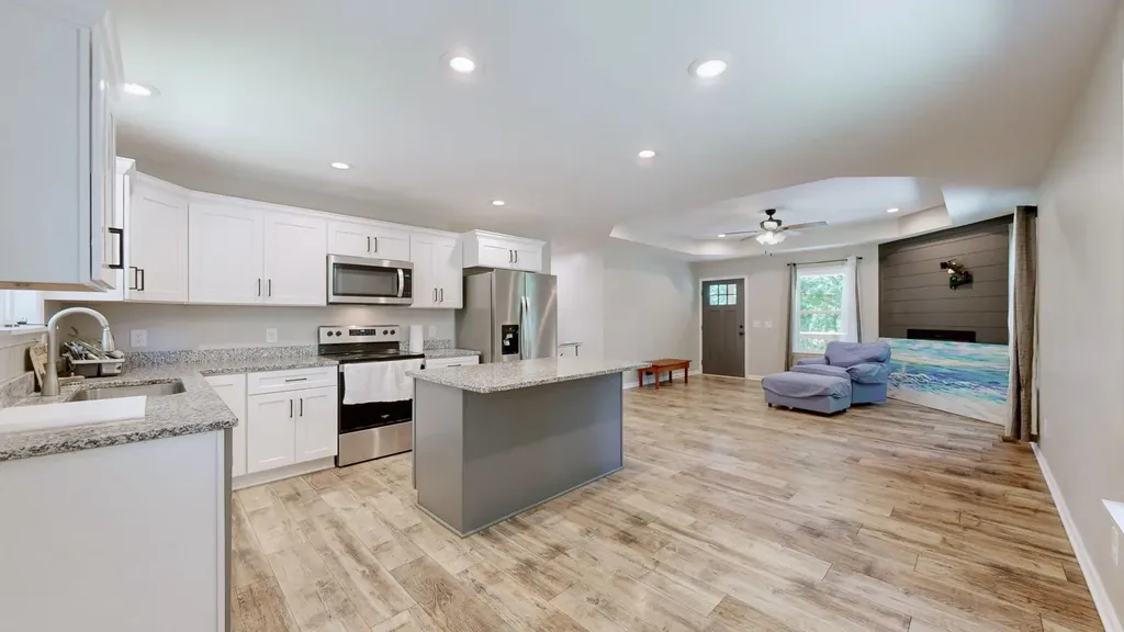 Bethpage TN, 695 Hog Back Ridge Road