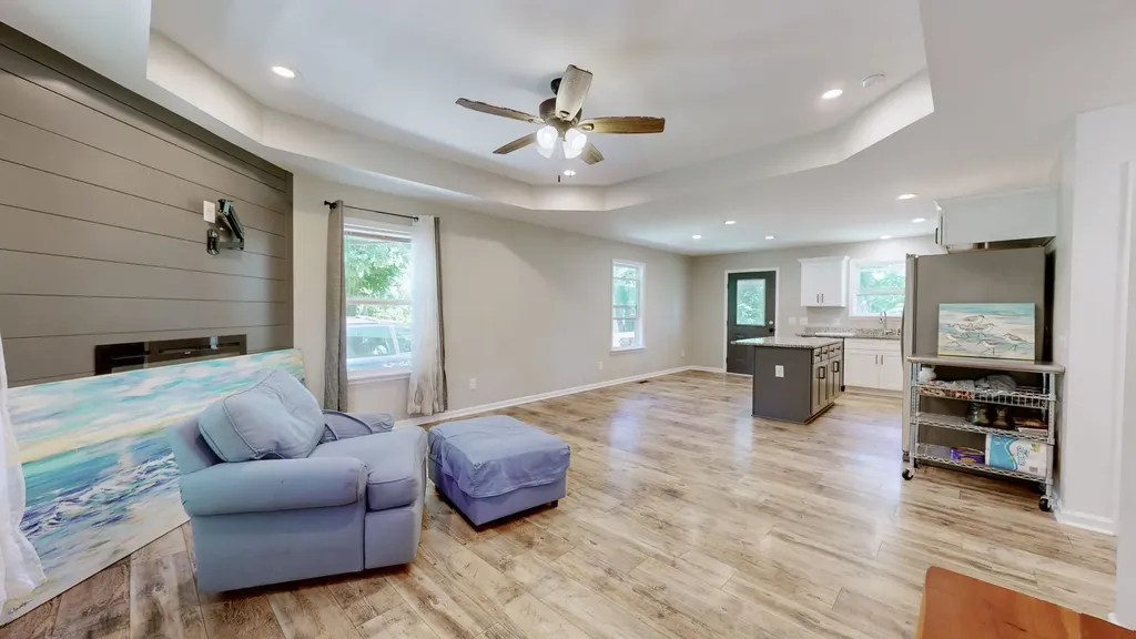 695 Hog Back Ridge Road Bethpage TN 37022