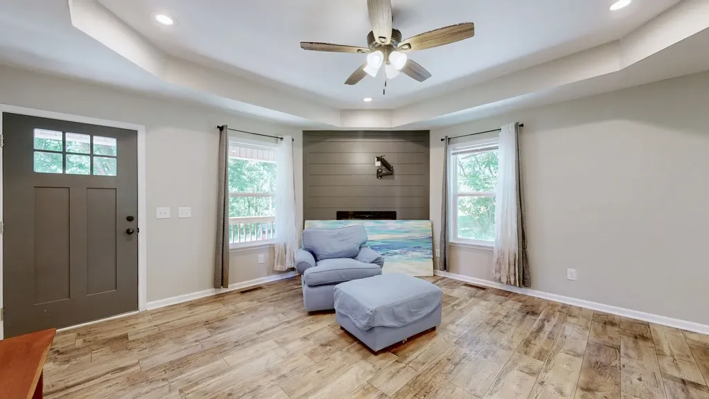 695 Hog Back Ridge Road Bethpage TN 37022