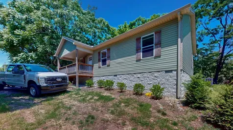 695 Hog Back Ridge Road Bethpage TN 37022