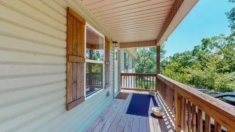695 Hog Back Ridge Road Bethpage TN 37022