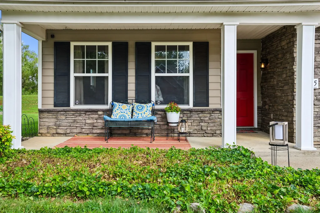 5715 Roxbury Drive Murfreesboro TN 37128
