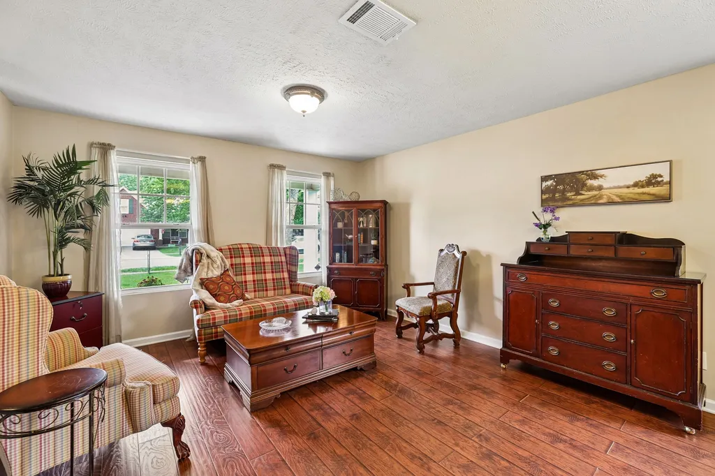 5715 Roxbury Drive Murfreesboro TN 37128