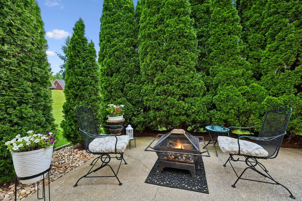 5715 Roxbury Drive Murfreesboro TN 37128