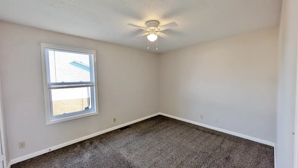 1531 E Knollwood Circle Clarksville TN 37043