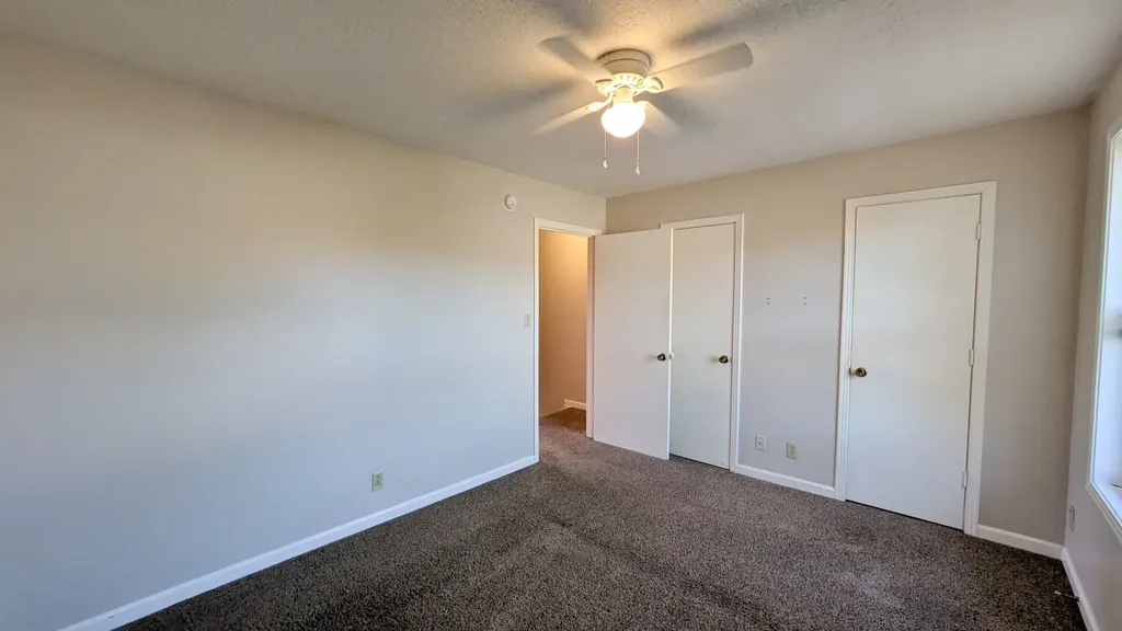 1531 E Knollwood Circle Clarksville TN 37043