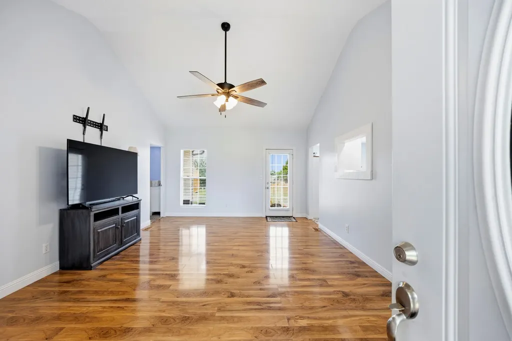 1087 Heatherwood Road Pleasant View TN 37146