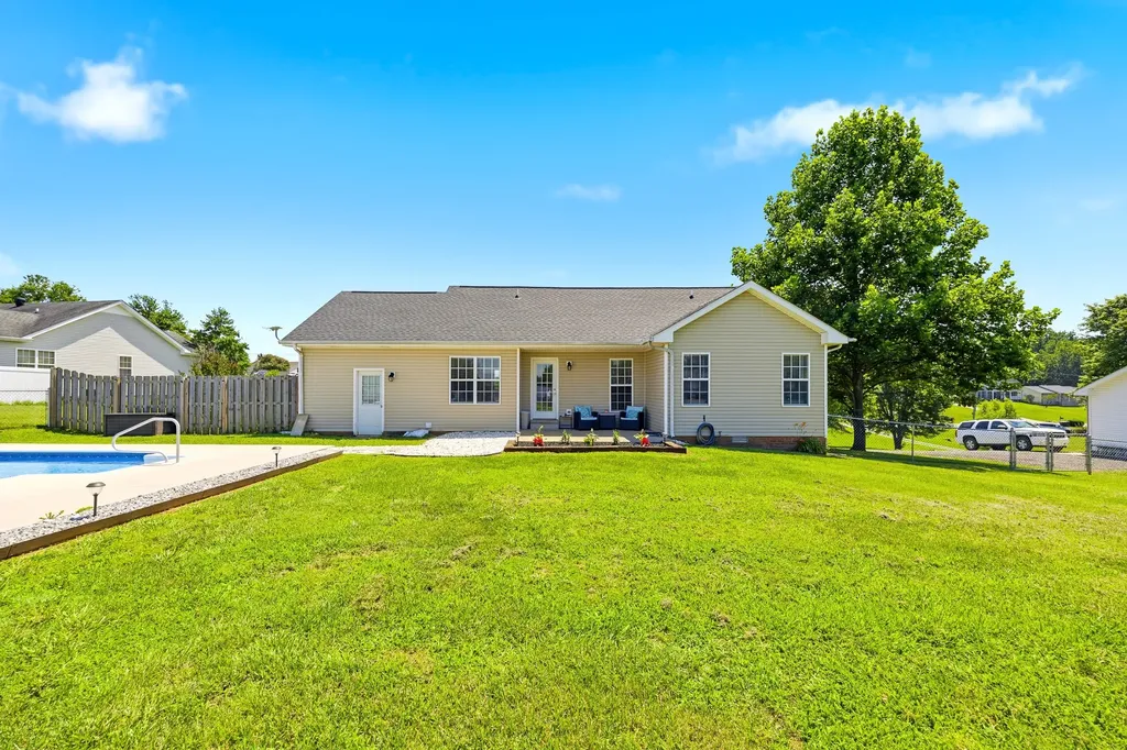 1087 Heatherwood Road Pleasant View TN 37146