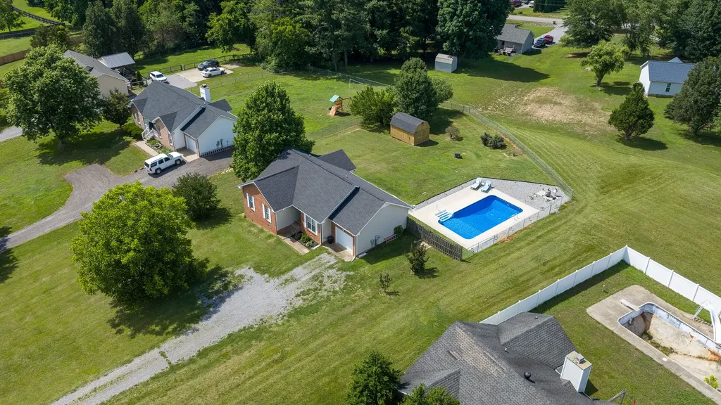 1087 Heatherwood Road Pleasant View TN 37146
