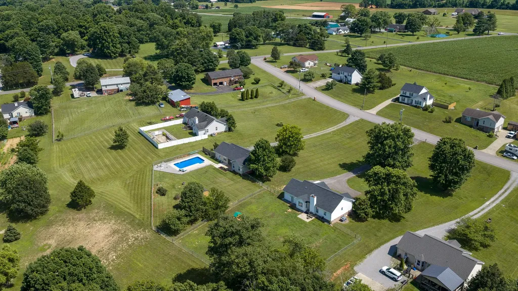 1087 Heatherwood Road Pleasant View TN 37146