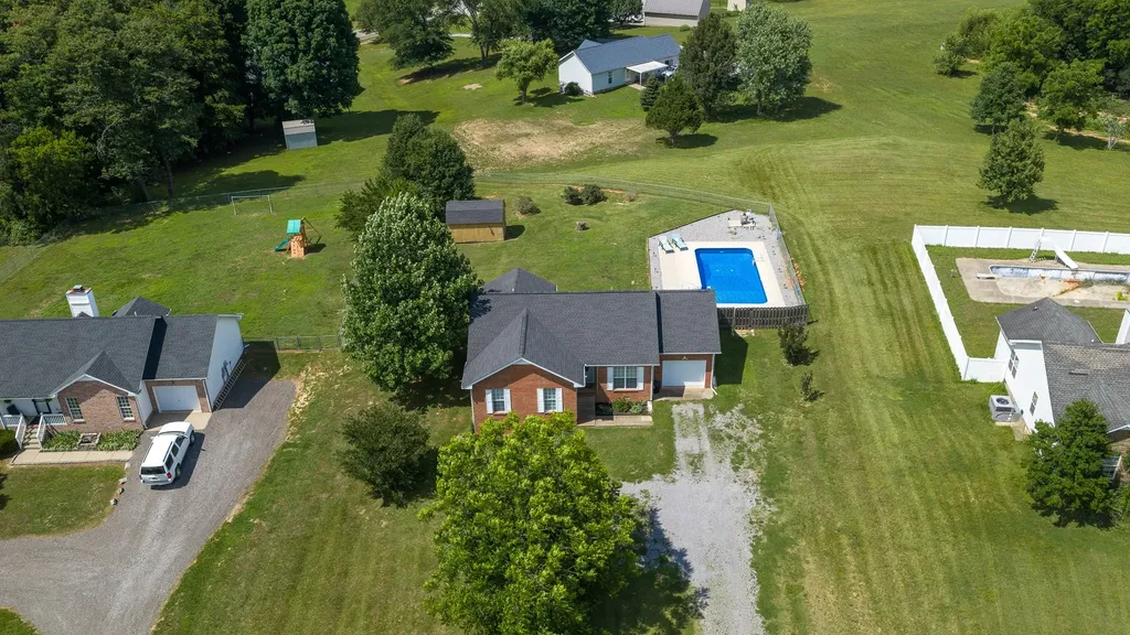 1087 Heatherwood Road Pleasant View TN 37146