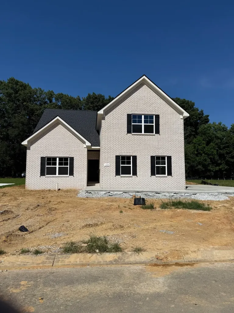 Tullahoma TN, 123 Sagewood Drive