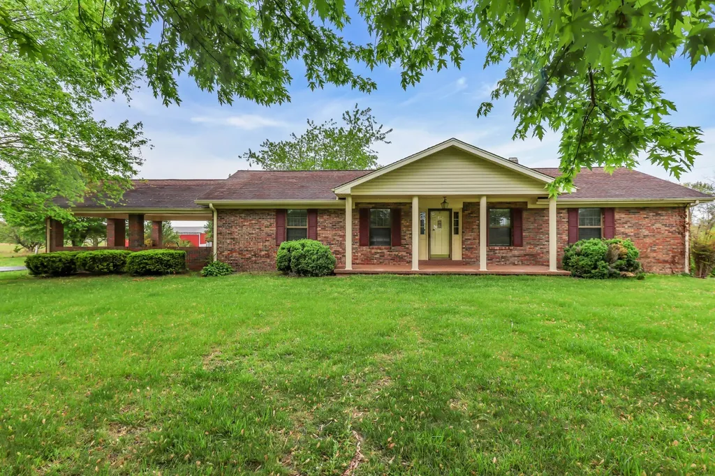 Lafayette TN, 5245 Galen Road