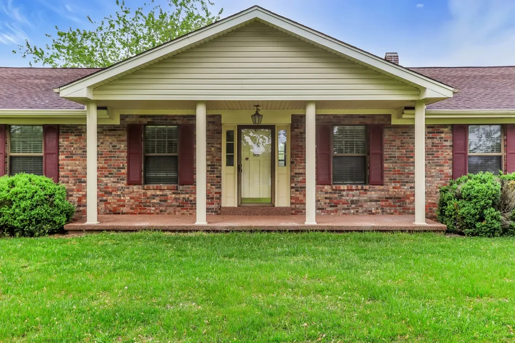 5245 Galen Road Lafayette TN 37083