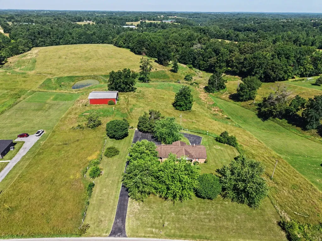 5245 Galen Road Lafayette TN 37083